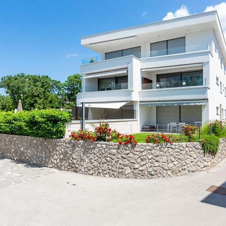 Apartments Marina Малинска Екстериор снимка