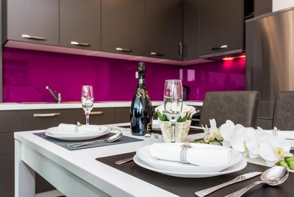 Apartments Marina Малинска Екстериор снимка