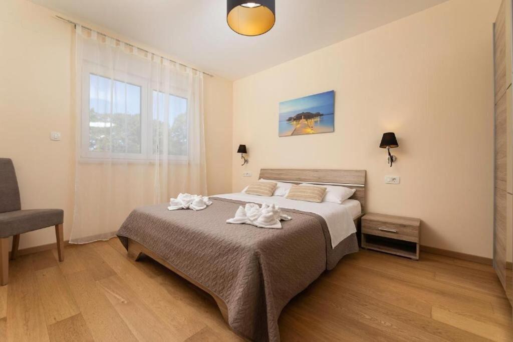 Apartments Marina Малинска Екстериор снимка